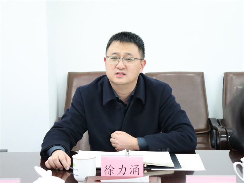 楊武秀會見萬源市委常委、副市長徐力涌一行